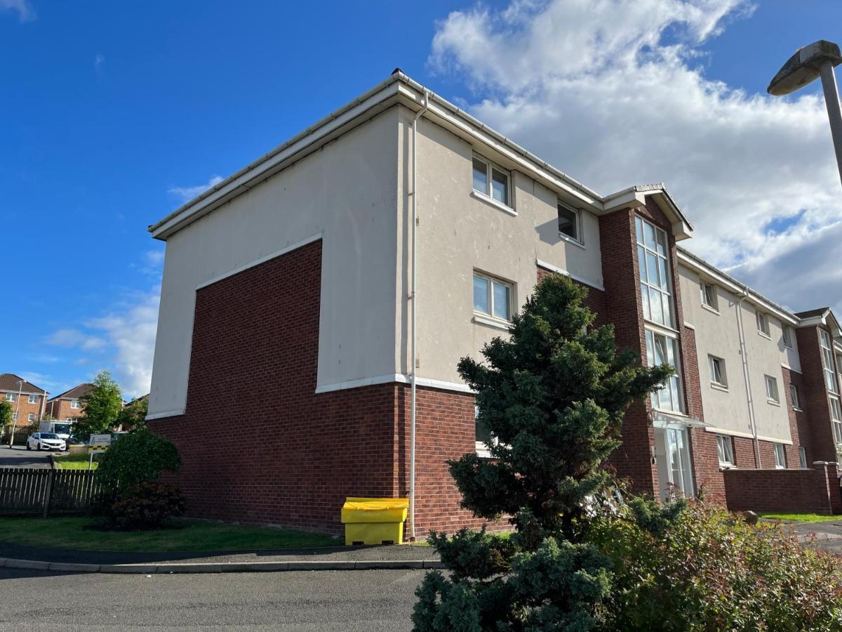 Flat Three, 212 Eaglesham Road, East Kilbride, Glasgow Extérieur photo