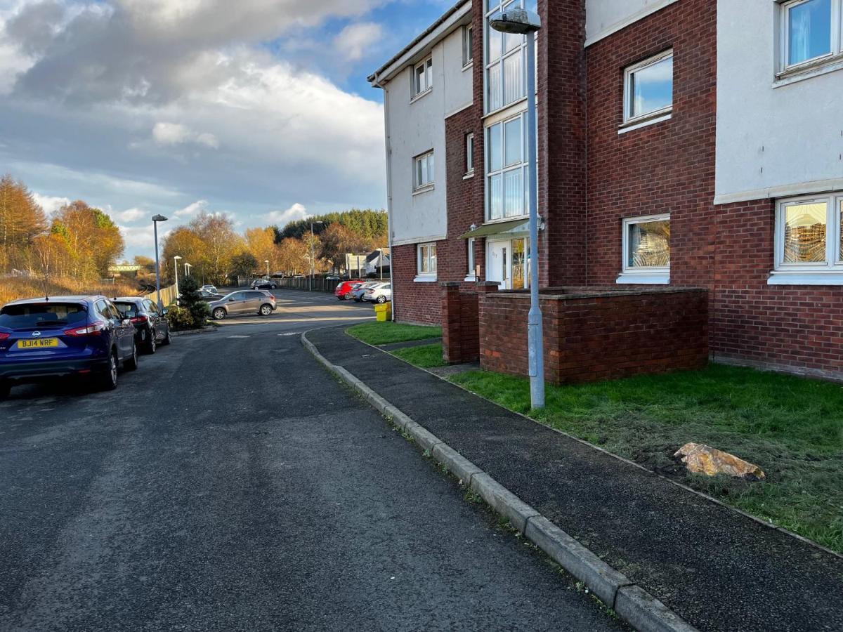 Flat Three, 212 Eaglesham Road, East Kilbride, Glasgow Extérieur photo